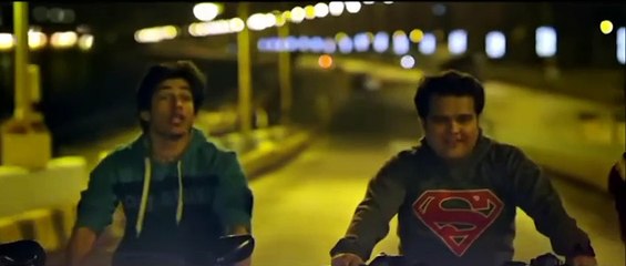 सिघंम ने सिखाया Bikers को सबक | Singham Returns | Superhit Drama Scene.