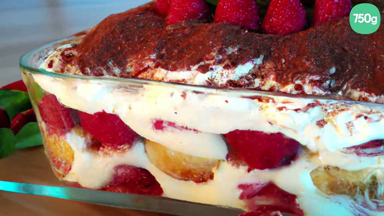 Tiramisu au chocolat blanc fraises framboises