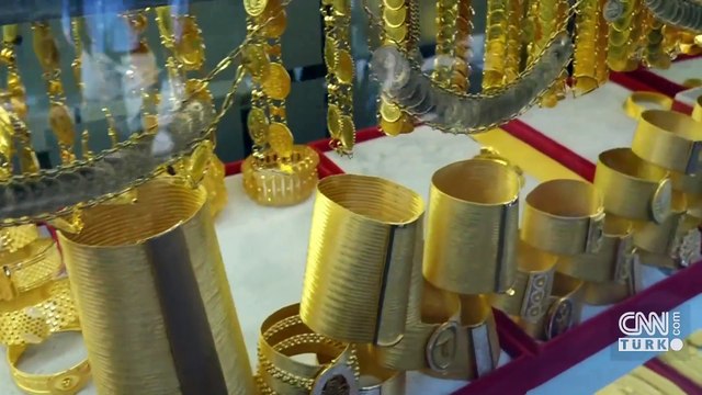 Uzman isim uyardı: Yatırımcı kısa vade için beklemeli | ALTIN NEREDE DURACAK?