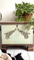 How to Apply Layered and Textured Finish to Furniture