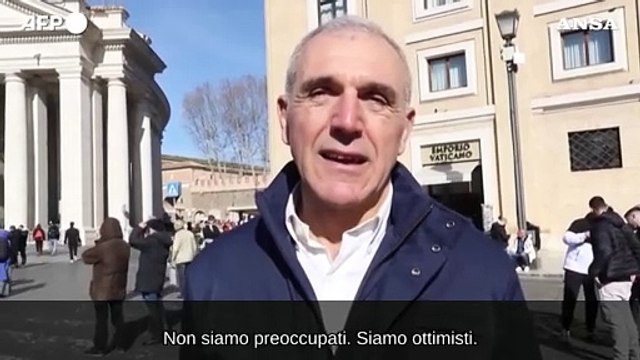 Domenica senza Papa a San Pietro, le parole dei fedeli.mp4