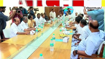 തരൂർ ലക്ഷ്യമിടുന്നത് ഹൈക്കമാൻഡ് ഇടപെടൽ; കേരള നേതാക്കളെ മുഖവിലയ്ക്ക് എടുക്കാതെ മുന്നോട്ട്