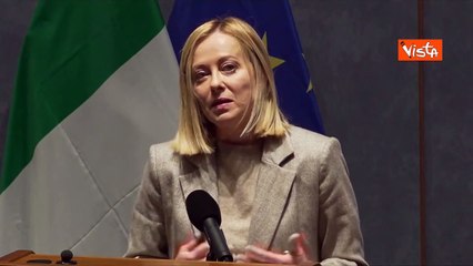 Migranti, Meloni: "Stroncare traffico esseri umani"