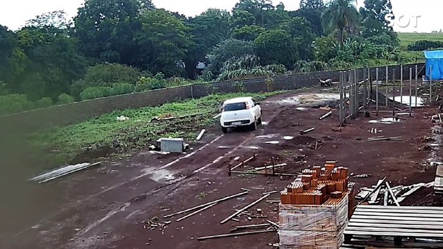 Obra na zona rural de Cascavel é alvo de furto: Imagens mostram veículo e suspeito
