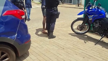 Homem é preso após comprar carrinho de mão furtado por R$ 25