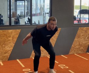 Renforcement musculaire : comment faire un squat sauté ?