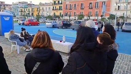 Pozzuoli, momento di preghiera sul lungomare