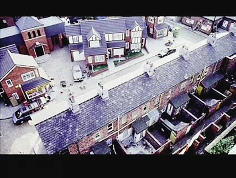 Coronation Street Theme Tune 2000/ Breaks / Ending Credit 2000