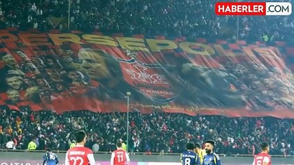 Görenler şaştı kaldı: Serdar Dursun, bu hareketleriyle maça damga vurdu