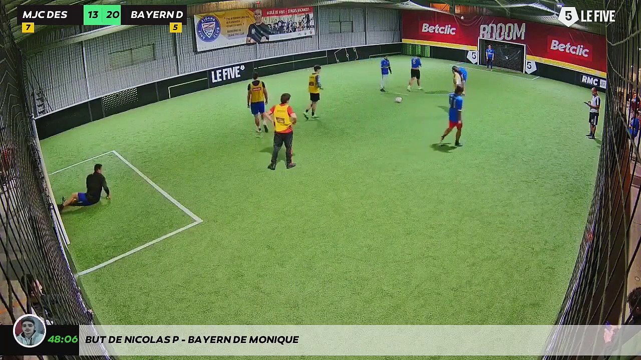 But de Nicolas P - Bayern De Monique