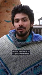 Una ballena se traga a un kayakista