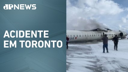 Avião capota ao pousar no Canadá e deixa 15 feridos
