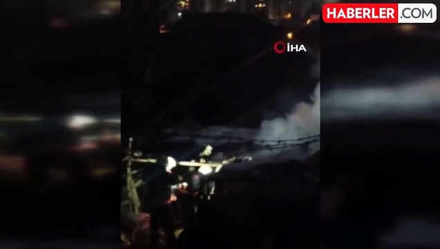 Malatya'da Ahır Yangını: 25 Küçükbaş Hayvan Telef Oldu