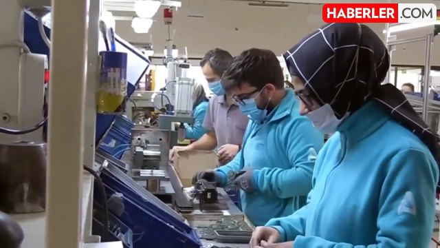 İşsizlik oranı 0,1 puan azalırken en fazla istihdam hizmet sektöründe kaydedildi