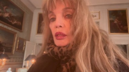Arielle Dombasle - Visite de l'Hôtel de la Marine, Place de la Concorde à Paris
