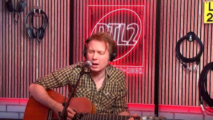 LIVE - Franz Ferdinand interprète "Night Or Day" dans #LeDriveRTL2 (18/02/25)