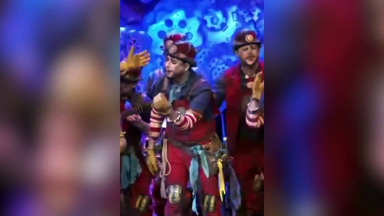 La chirigota viral del carnaval de Cádiz contra Pedro Sánchez: