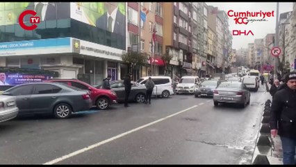 İstanbul'da sokak ortasında silahlı çatışma: Onlarca boş kovan bulundu!