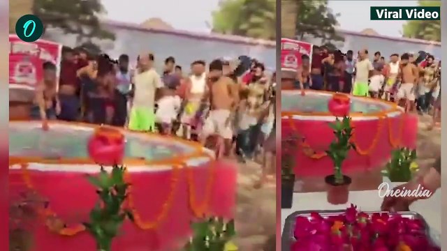 Unnao Jail Kumbh Snan: Prayagraj Sangam का जल, कैदियों ने किया Maha Kumbh स्नान | वनइंडिया हिंदी