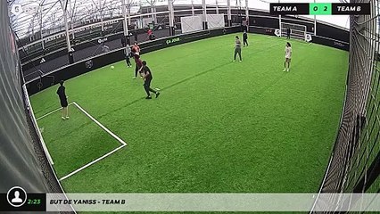 But de Yaniss - Team B