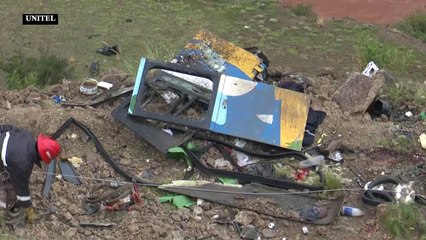 ثلاثون قتيلا على الأقلّ في حادث سقوط حافلة في واد بجنوب بوليفيا
