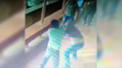 Servidores da Prefeitura de Tibagi saem na 'porrada' no Pátio de Máquinas; assista