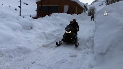 Dağ kayağı yapmak isteyenler akın ediyor! Doğal pistleriyle gözde oldu