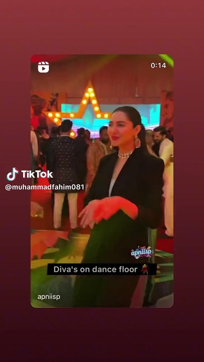 Mahira khan,Mashal khan, iqra aziz and kubra khan dancing video leak #mahirakhan