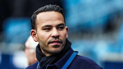 GALA VIDEO - Mohamed Bouhafsi : couple, enfance douloureuse, maltraitance… Que sait-on de sa vie privée ?