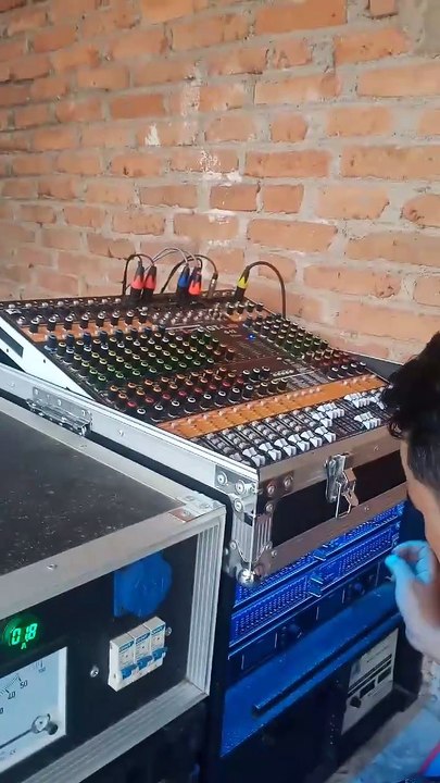 Cek sound