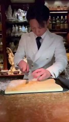 Un barman japonés revoluciona la forma de hacer cócteles con su llamativo método