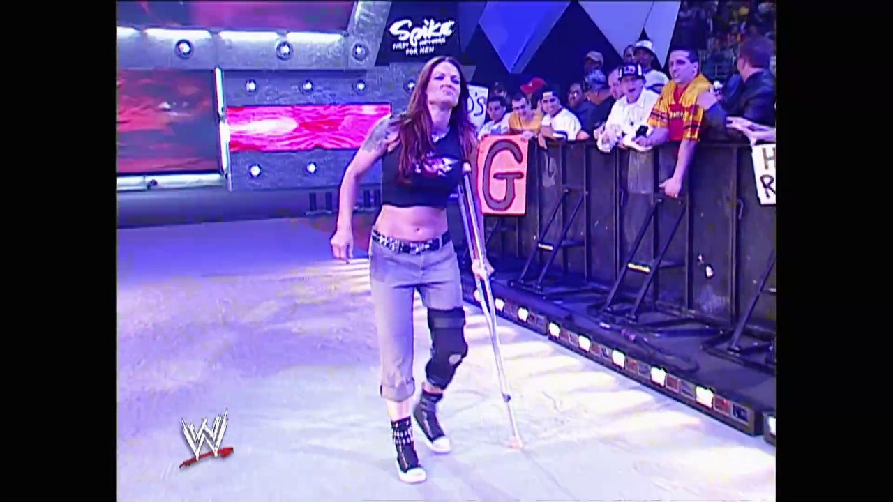 WWE.Raw.04.18.05.Lita.Trish.Segment
