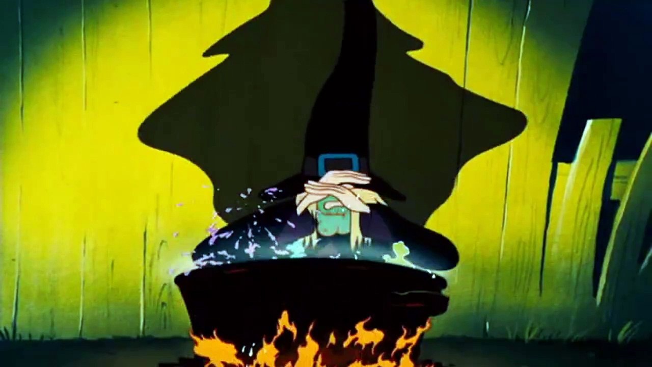 Halloween costumes Disaster | Donald Duck Cartoons 98 - Trick Or Treat 1952