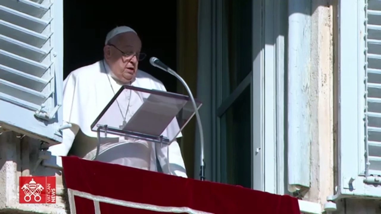 El Papa sufre una neumonía bilateral y sigue presentando un cuadro clínico "complejo"