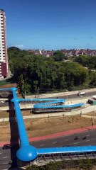 Tiroteio no Nordeste de Amaralina atinge janela de apartamento no Cidade Jardim: "Zona de guerra"