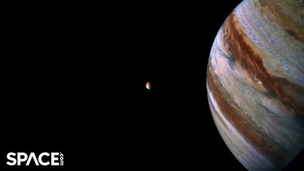 Animation Of NASA Spacecraft's Flyby Of Jupiter's Volcanic Moon