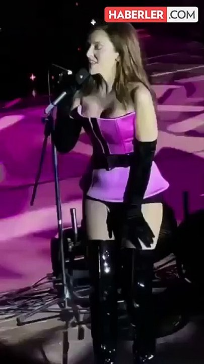 Hadise'nin konserinde korku dolu anlar! Hayranı sahneye atladı
