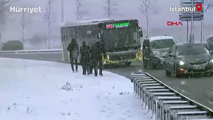 İstanbul'da beklenen kar yağışı başladı