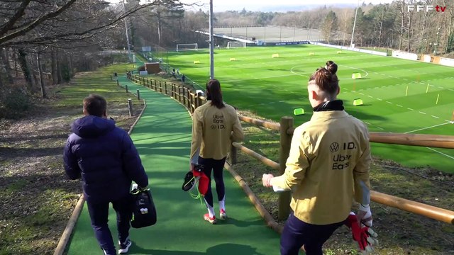 L'entrainement des gardiennes avec Lionel Létizi