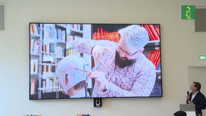 Científicos tratan de revelar el secreto del lienzo de Vermeer "La joven de la perla"