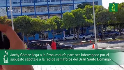 Jochy Gómez llega a la Procuraduría para ser interrogado por el supuesto sabotaje a la red de semáforos del Gran Santo Domingo.mp4