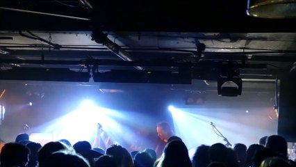 Delta Riggs - Stage banter