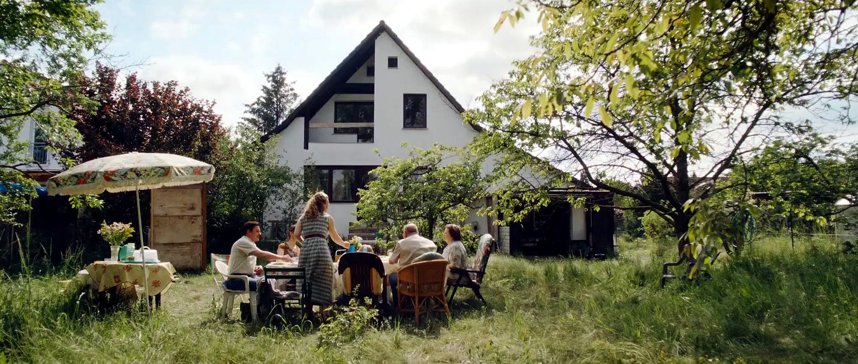 Mit der Faust in die Welt schlagen Trailer DF