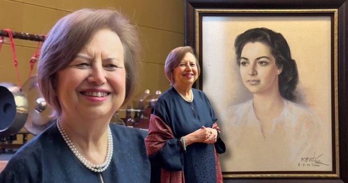 Mirip Senyuman Azah Aziz, Tan Sri Dr Zeti Sambung Legasi!
