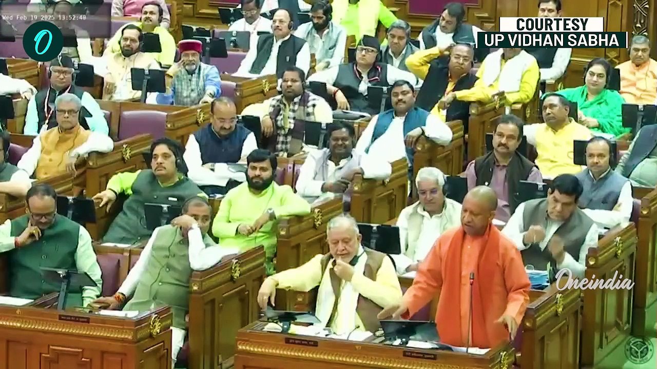CM Yogi ने भरी विधानसभा में Akhilesh Yadav और S...