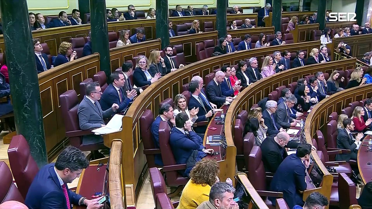 Bulos, crispación y desprecios en el Congreso