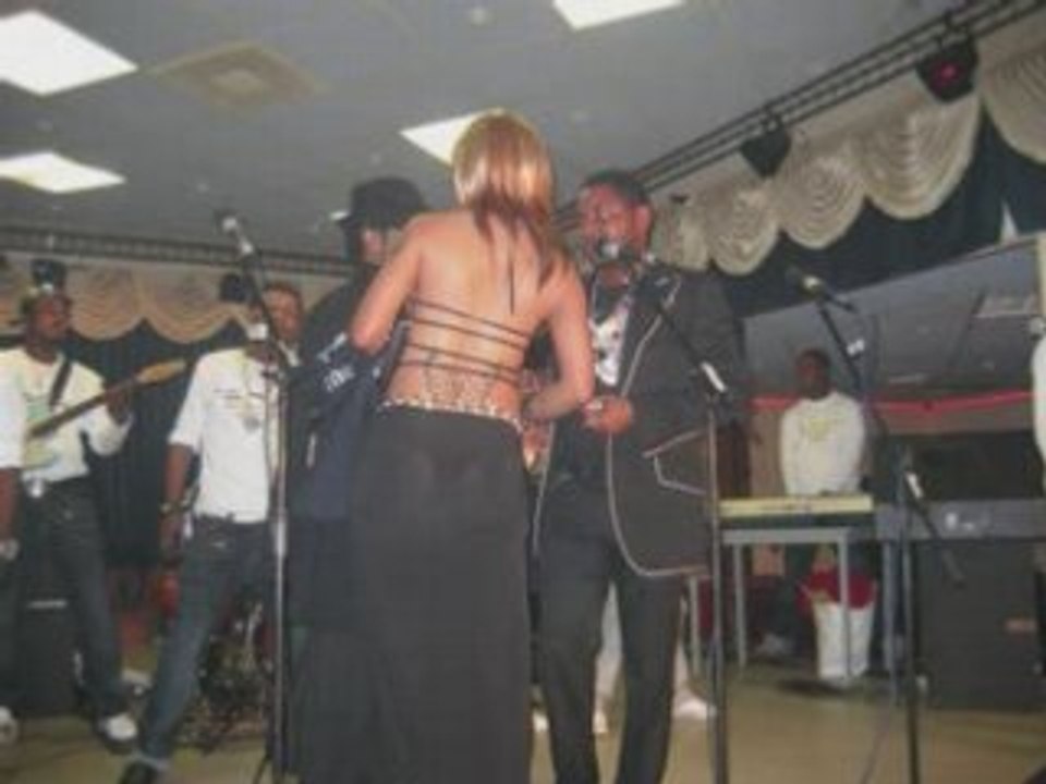 NEW FOTO DE FERRE GOLA ET SES GAULOIS