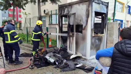 Güvenlik kulübesi kül oldu
