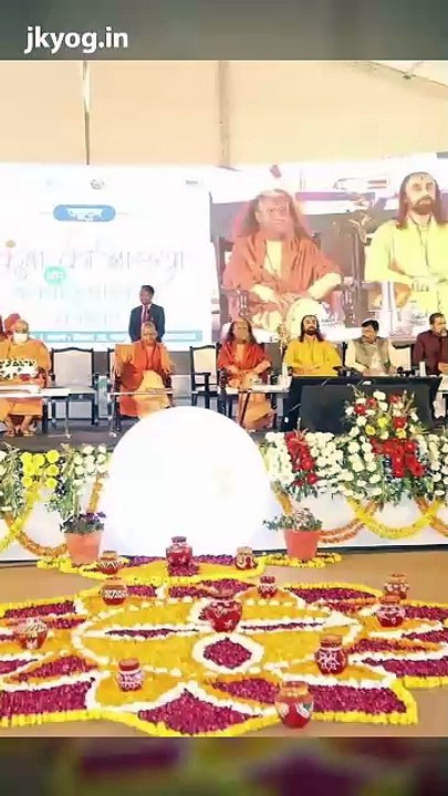 कुंभ_की_आस्था_और_जलवायु_परिवर्तन_पर_स्वामी_मुकुंदानंद_जी_का_अमृतमयी_संदेश_#mahakumbh2025_#prayagraj(720p)
