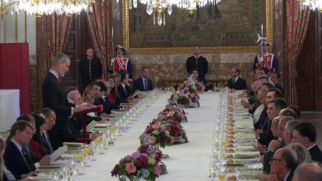El Rey defiende ante el presidente egipcio el multilateralismo y el diálogo como única vía.